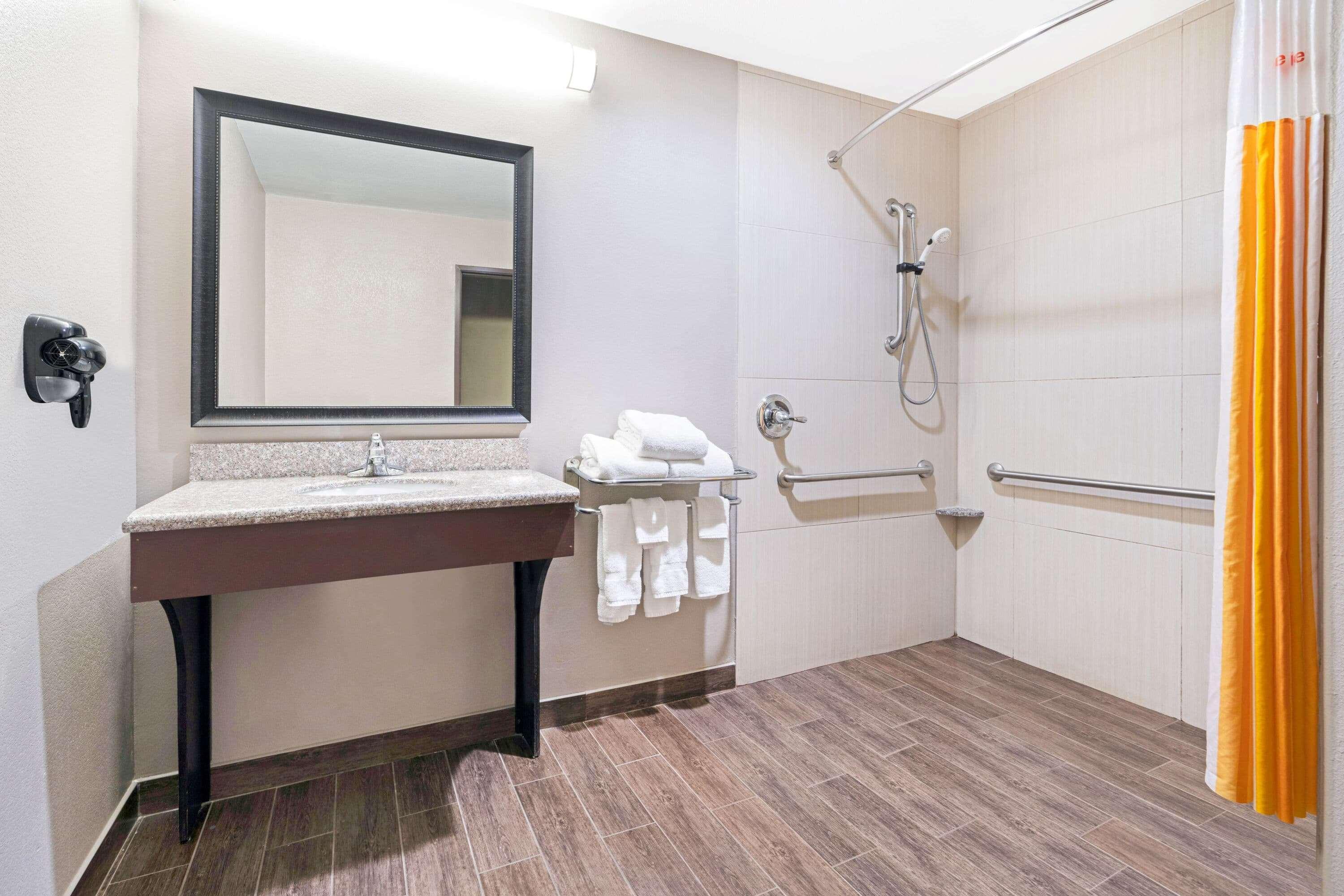 La Quinta By Wyndham Mcalester Esterno foto